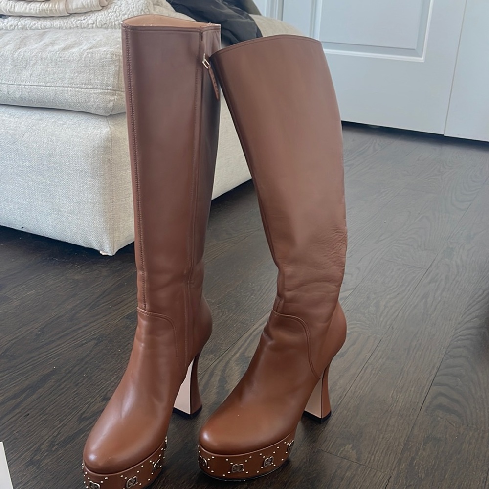 Women’s authentic Gucci boots fall2023 only worn a few times size 38 no box